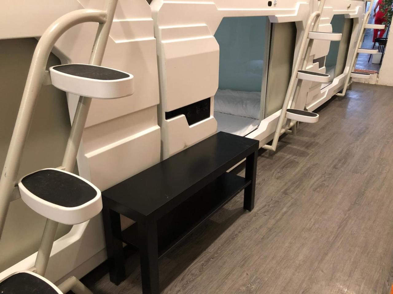 Oh My Pods Hostel Σιγκαπούρη Εξωτερικό φωτογραφία